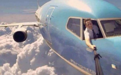 These 21 Insane Selfies Are Actually Awesome Instead of Annoying