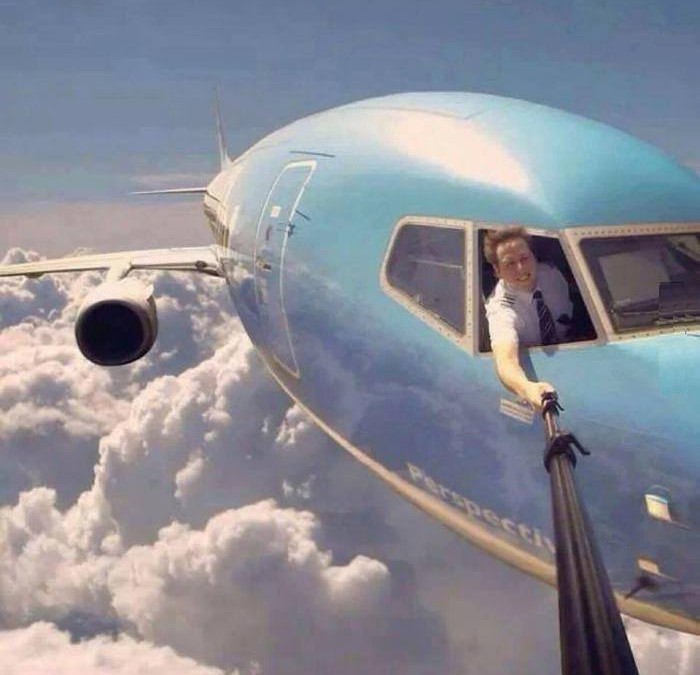 These 21 Insane Selfies Are Actually Awesome Instead of Annoying
