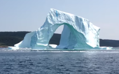 Just Cruising Along And Holy Crap – Iceberg Collapse. Scary Footage!