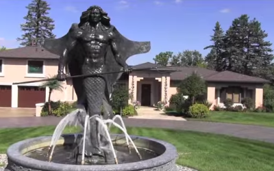 The Statue Out Front is Weird, But You Won’t Believe What’s Inside This Bizarre House – and It’s For Sale!