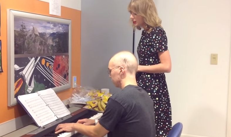 Taylor Swift Sings With Leukemia Patient, Steals Our Hearts